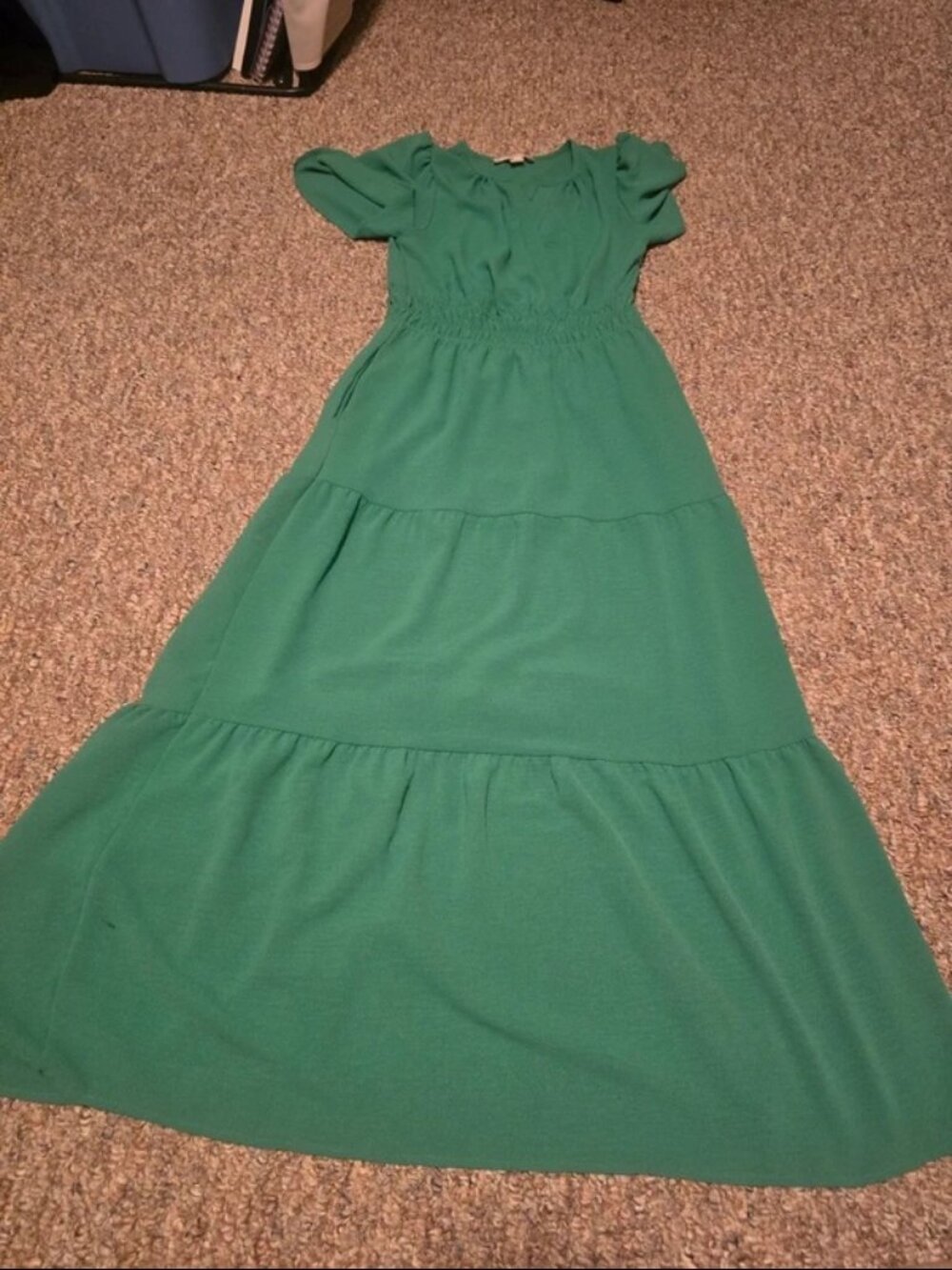 Monteau Kelly green dress